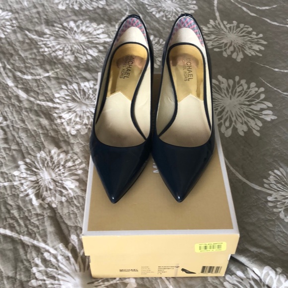 MICHAEL Michael Kors Shoes - Michael Kors Navy Patent Leather Kitten Pump 7 M